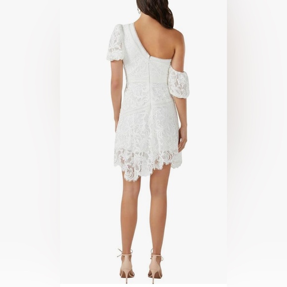 BCBGMAXAZRIA Asymmetrical Pufg sleeve dress - Picture 2 of 5